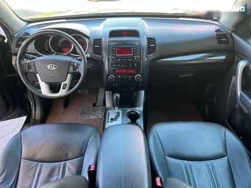 Kia Sorento 2010 - фото 16