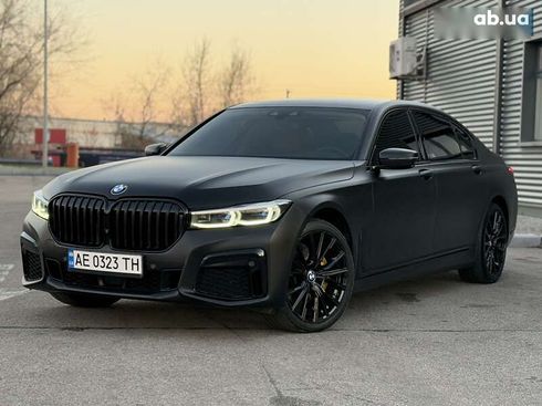 BMW 7 серия 2016 - фото 5