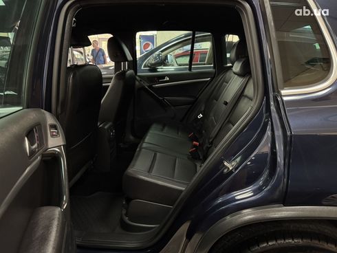 Volkswagen Tiguan 2016 синий - фото 10