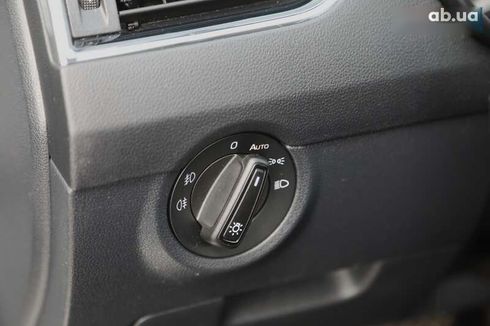 Skoda Octavia 2018 - фото 18