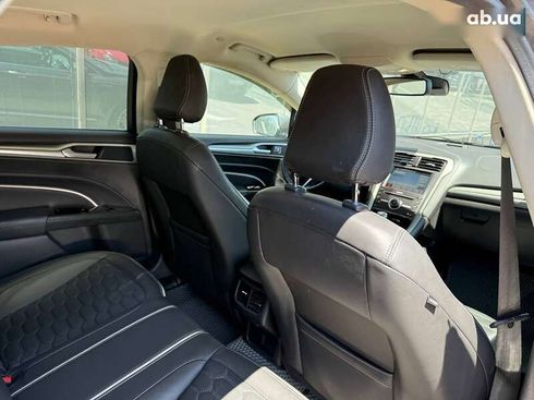Ford Mondeo 2018 - фото 22