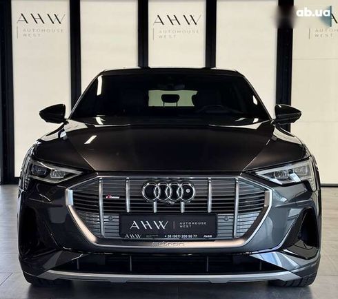 Audi E-Tron 2021 - фото 2