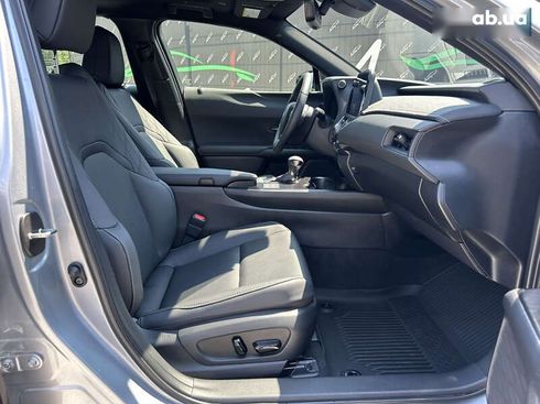 Lexus UX 2023 - фото 22