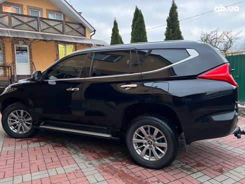 Mitsubishi Pajero Sport 2019 черный - фото 3