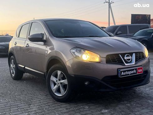 Nissan Qashqai 2012 коричневый - фото 3