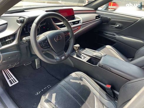 Lexus ES 2019 - фото 18