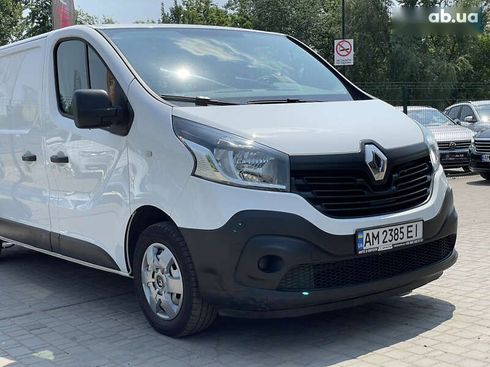 Renault Trafic 2016 - фото 8