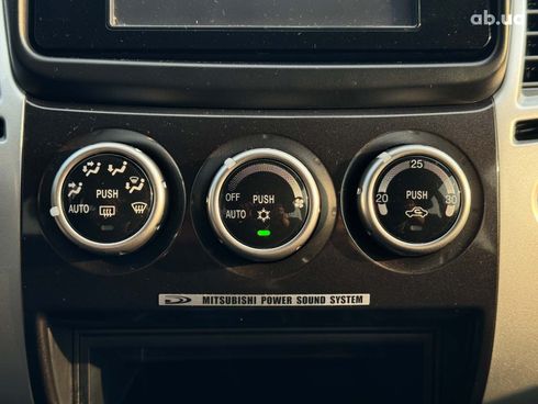 Mitsubishi Pajero 2015 черный - фото 31