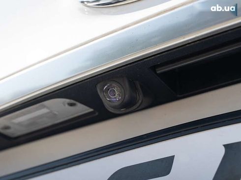 Hyundai Santa Fe 2018 - фото 16