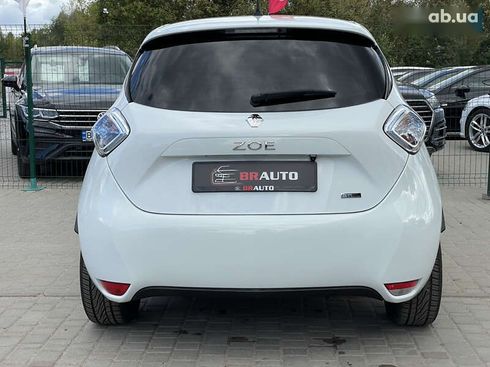 Renault Zoe 2019 - фото 17