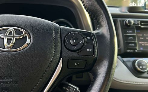 Toyota RAV4 2017 - фото 12