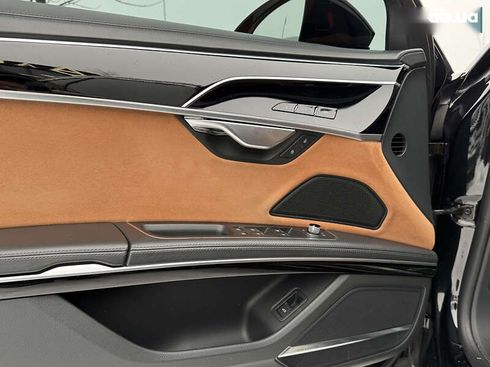 Audi A8 2022 - фото 19