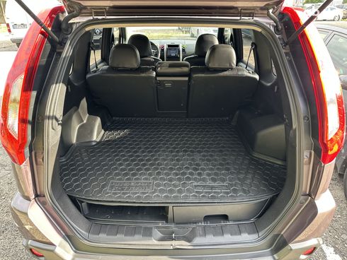 Nissan X-Trail 2012 пурпурный - фото 15