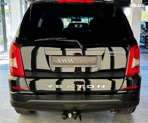 SsangYong Rexton 2014 - фото 16