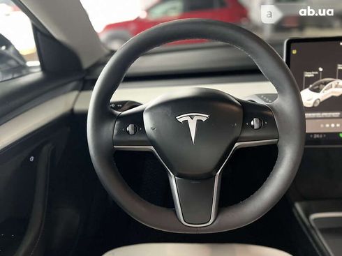 Tesla Model 3 2022 - фото 22