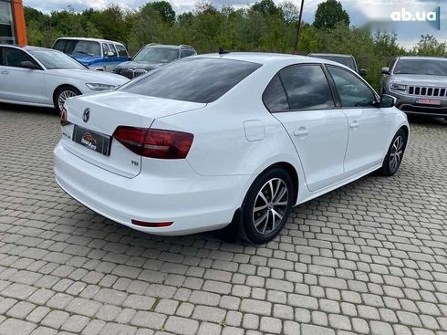 Volkswagen Jetta 2016 - фото 7