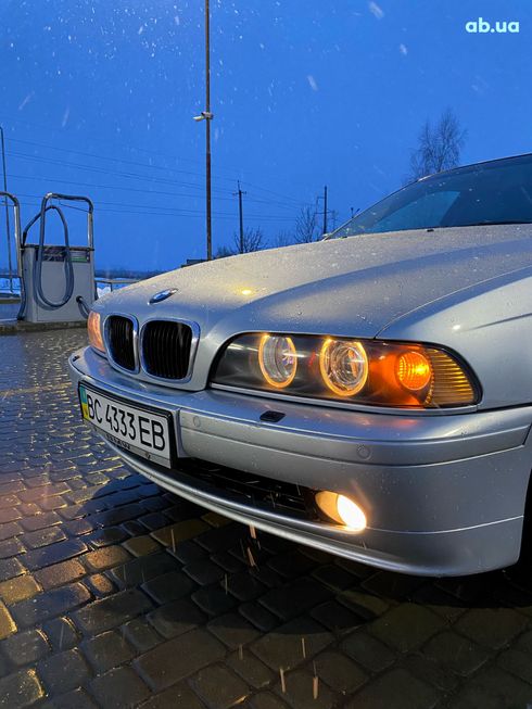 BMW 5 серия 2001 серебристый - фото 2