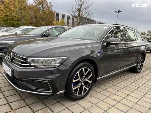 Volkswagen Passat 2022 - фото 19