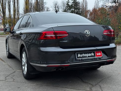 Volkswagen Passat 2018 серый - фото 18