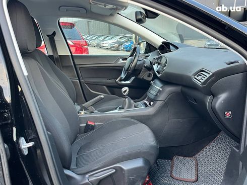 Peugeot 308 2016 черный - фото 4