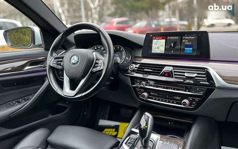 BMW 5 серия 2018 - фото 22