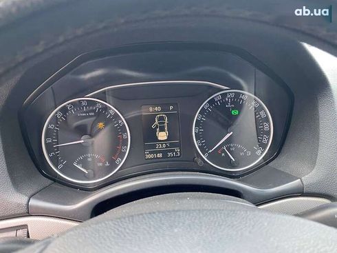 Skoda Octavia 2011 - фото 14
