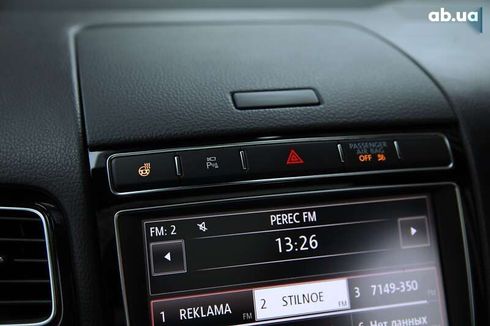Volkswagen Touareg 2016 - фото 18