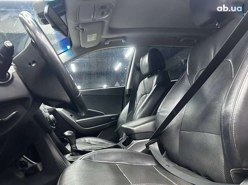Hyundai Santa Fe 2015 - фото 7