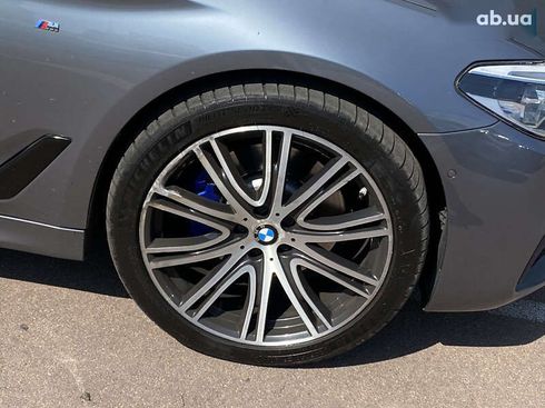 BMW 5 серия 2018 - фото 19