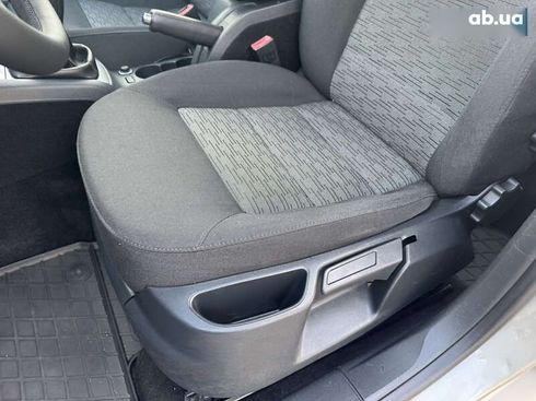 Skoda Octavia 2012 - фото 29
