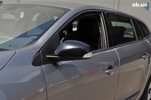 Renault Megane 2011 - фото 13