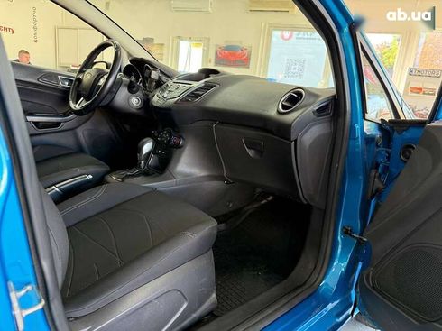 Ford Fiesta 2015 - фото 30