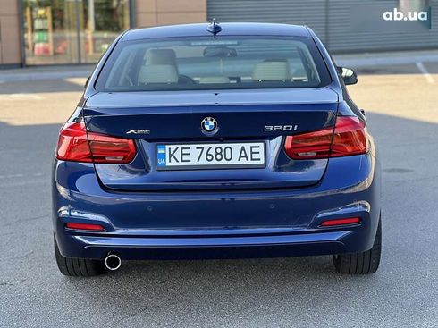 BMW 3 серия 2018 - фото 12