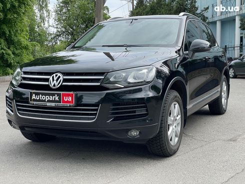 Volkswagen Touareg 2013 черный - фото 2