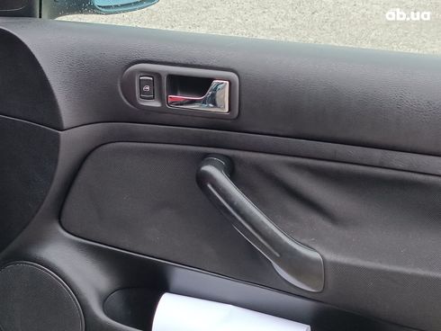 Volkswagen Golf 2001 зеленый - фото 26