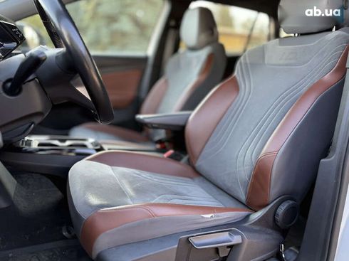 Volkswagen ID.4 2020 - фото 7
