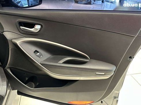 Hyundai Santa Fe 2017 - фото 25
