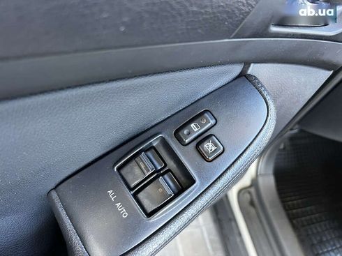 Toyota Avensis 2007 - фото 18