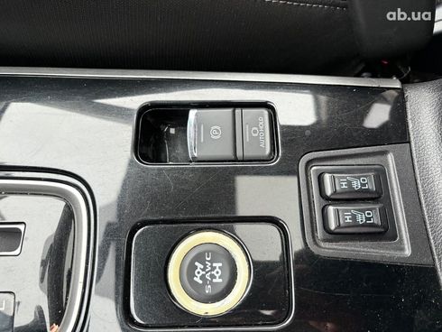 Mitsubishi Outlander 2017 черный - фото 26