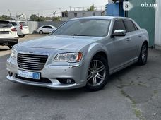 Продаж вживаних Chrysler 300C в Київській області - купити на Автобазарі