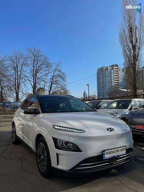 Hyundai Kona Electric 2021 - фото 2