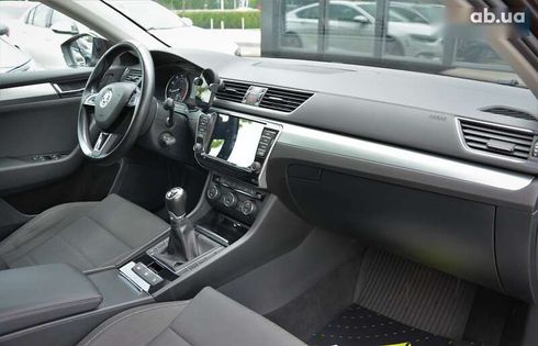 Skoda Superb 2015 - фото 19