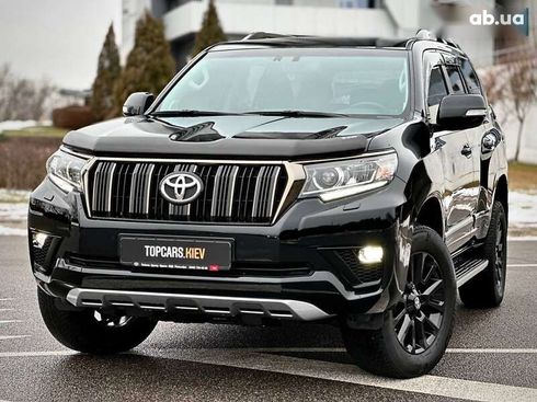 Toyota Land Cruiser Prado 2022 - фото 3