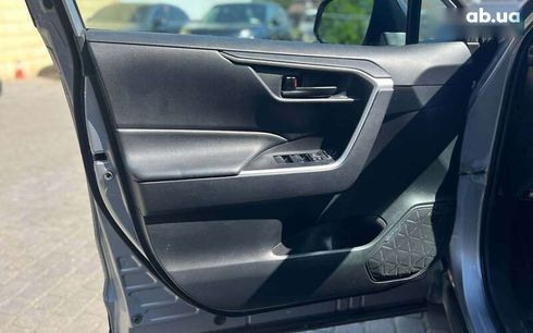 Toyota RAV4 2020 - фото 7