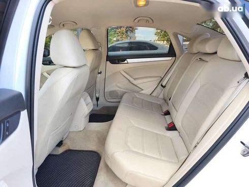 Volkswagen Passat 2012 - фото 14