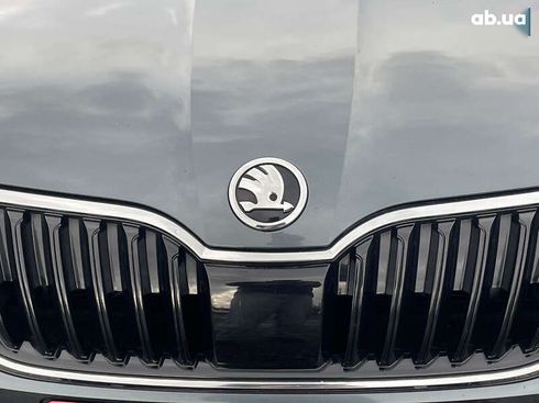 Skoda Octavia 2019 - фото 15