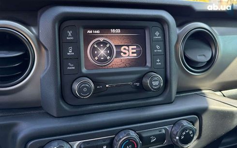 Jeep Wrangler 2020 - фото 15