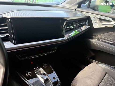Audi Q4 e-tron 2023 - фото 19