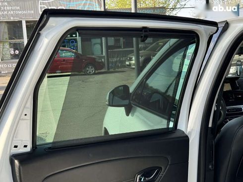 Renault Scenic 2012 - фото 29