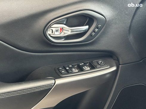 Jeep Cherokee 2019 синий - фото 15